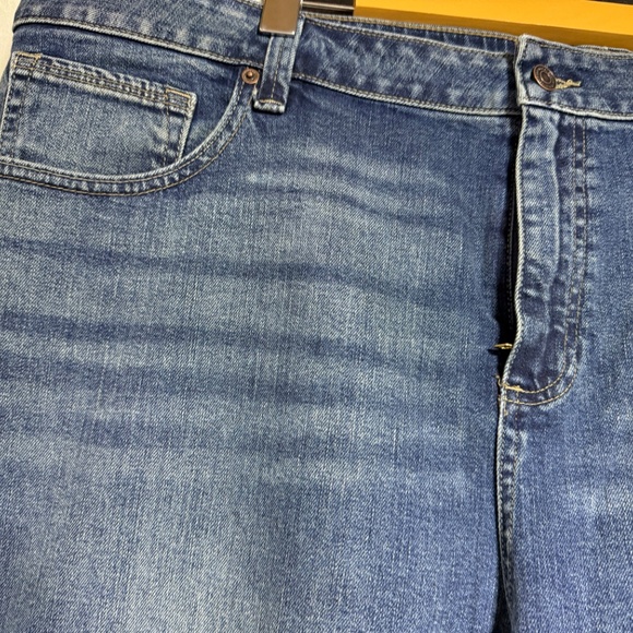 Lucky Brand Reese Boyfriend Jeans Womens Plus 24W Blue Denim Cropped Tapered Leg - Picture 4 of 11